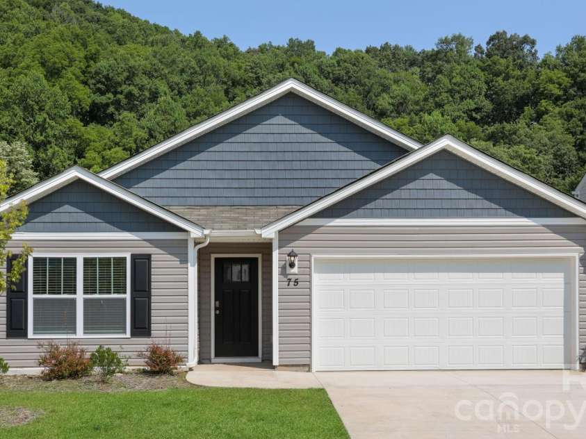 75 Creekwalk Lane, Waynesville, NC 28785.  MLS# CAR4255397, YatesRealty ID 23362. 