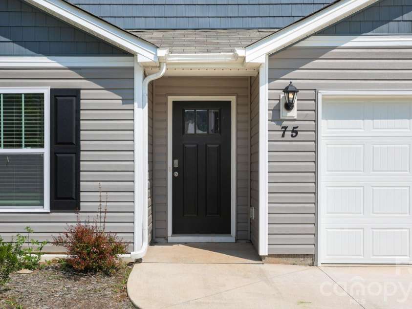 75 Creekwalk Lane, Waynesville, NC 28785.  MLS# CAR4255397, YatesRealty ID 23362. 