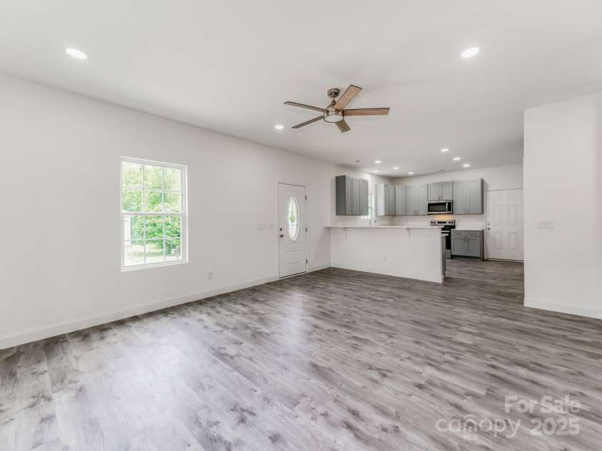 119 Walnut Street, Monroe, NC 28110.  MLS# CAR4259938, YatesRealty ID 23363. 