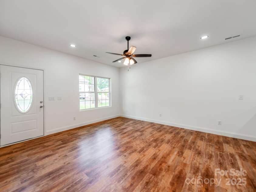 119 Walnut Street, Monroe, NC 28110.  MLS# CAR4259938, YatesRealty ID 23363. 
