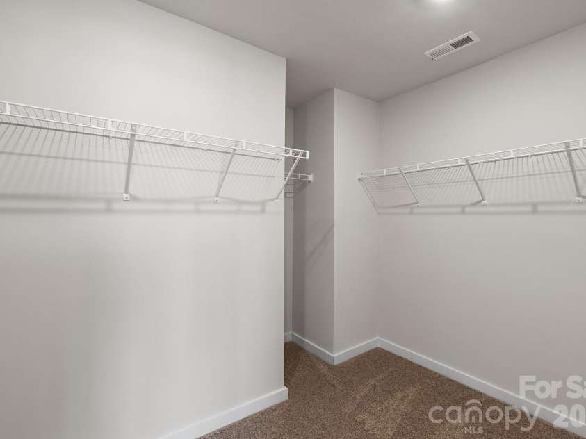 3435 Robindale Drive, Winston Salem, NC 27107.  MLS# CAR4321834, YatesRealty ID 23364. 