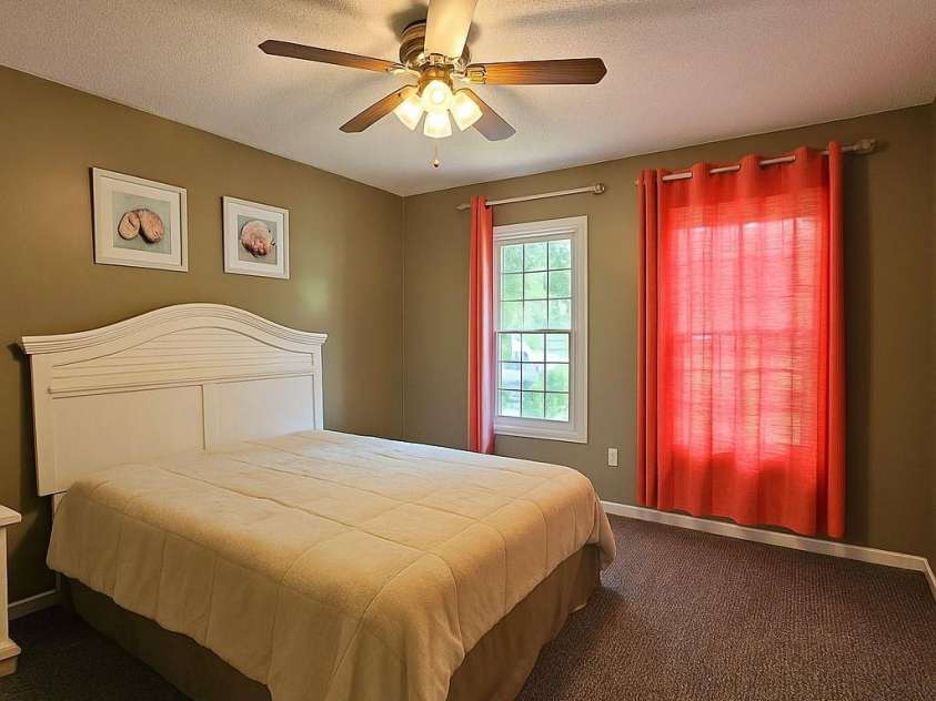 417 Garret Lane, York, SC 29745.  MLS# CAR4275381, YatesRealty ID 23365. 