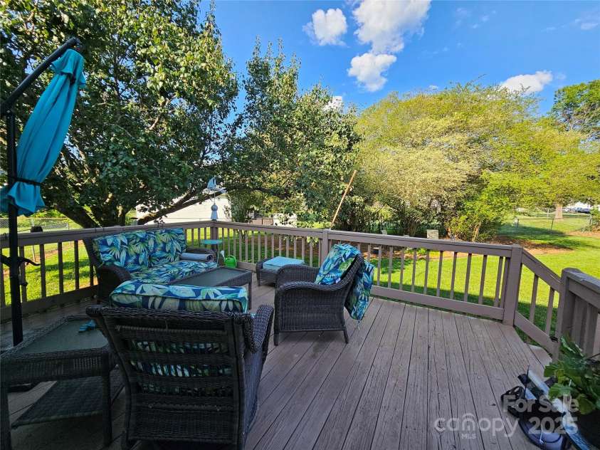 417 Garret Lane, York, SC 29745.  MLS# CAR4275381, YatesRealty ID 23365. 