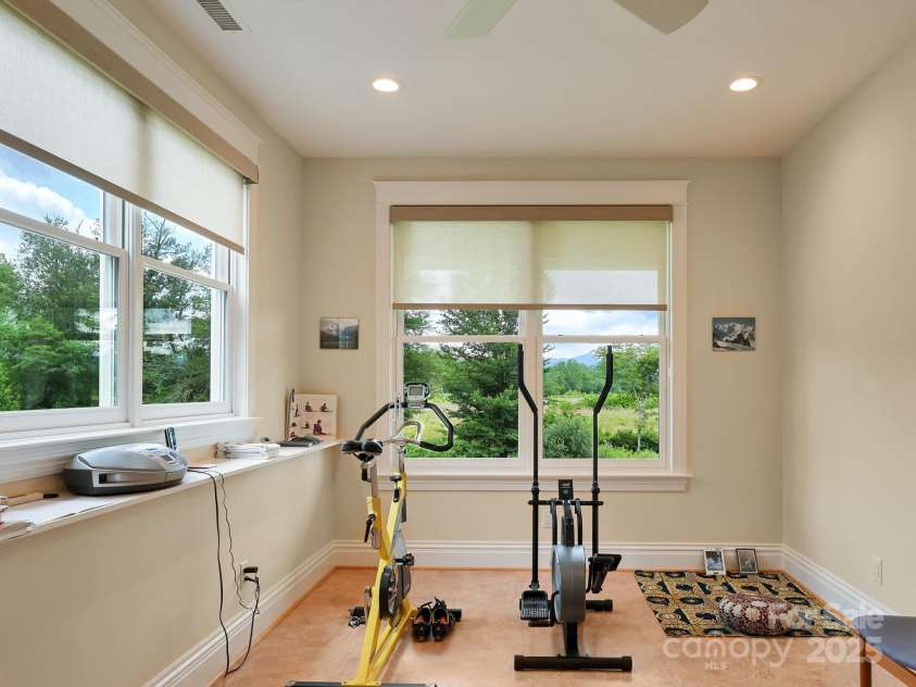 383 Ridgeview Hill Drive, Hendersonville, NC 28791.  MLS# CAR4276059, YatesRealty ID 23366. 