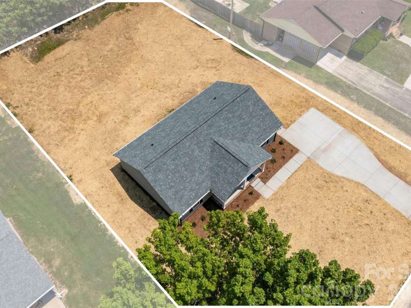 1255 Magnolia Street, Albemarle, NC 28001.  MLS# CAR4375530, YatesRealty ID 23367. 
