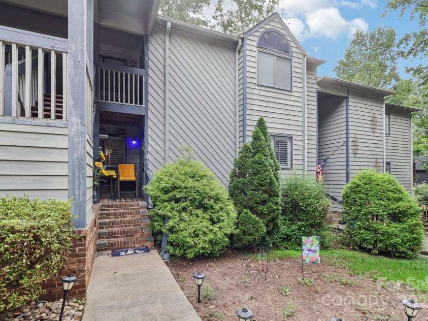 1590 Springpoint Road, Rock Hill, SC 29732.  MLS# CAR4294964, YatesRealty ID 23367. 