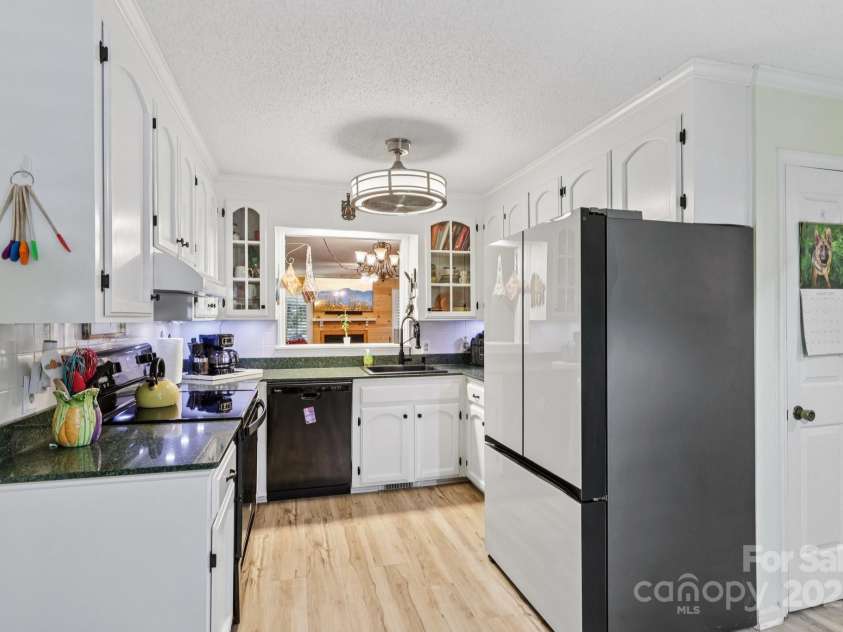 1590 Springpoint Road, Rock Hill, SC 29732.  MLS# CAR4294964, YatesRealty ID 23367. 