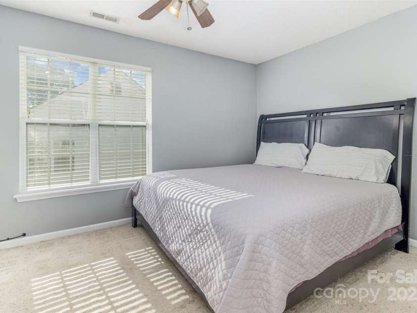 3428 Cranberry Nook Court, Charlotte, NC 28269.  MLS# CAR4263847, YatesRealty ID 23368. 