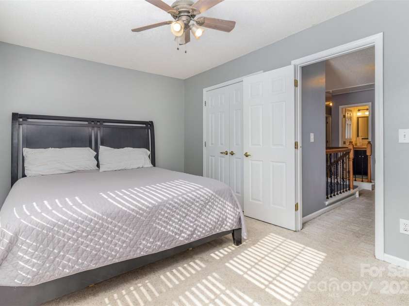 3428 Cranberry Nook Court, Charlotte, NC 28269.  MLS# CAR4263847, YatesRealty ID 23368. 