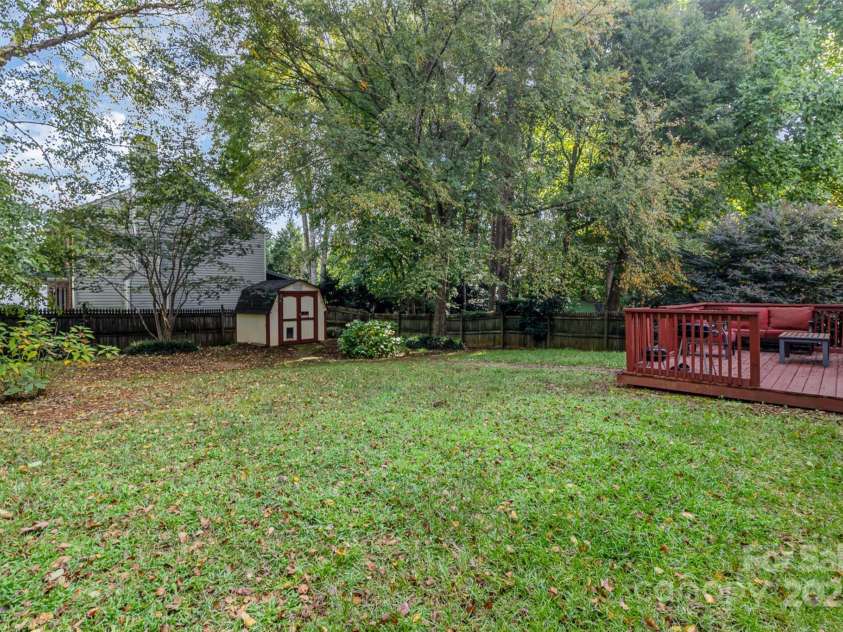 3428 Cranberry Nook Court, Charlotte, NC 28269.  MLS# CAR4263847, YatesRealty ID 23368. 