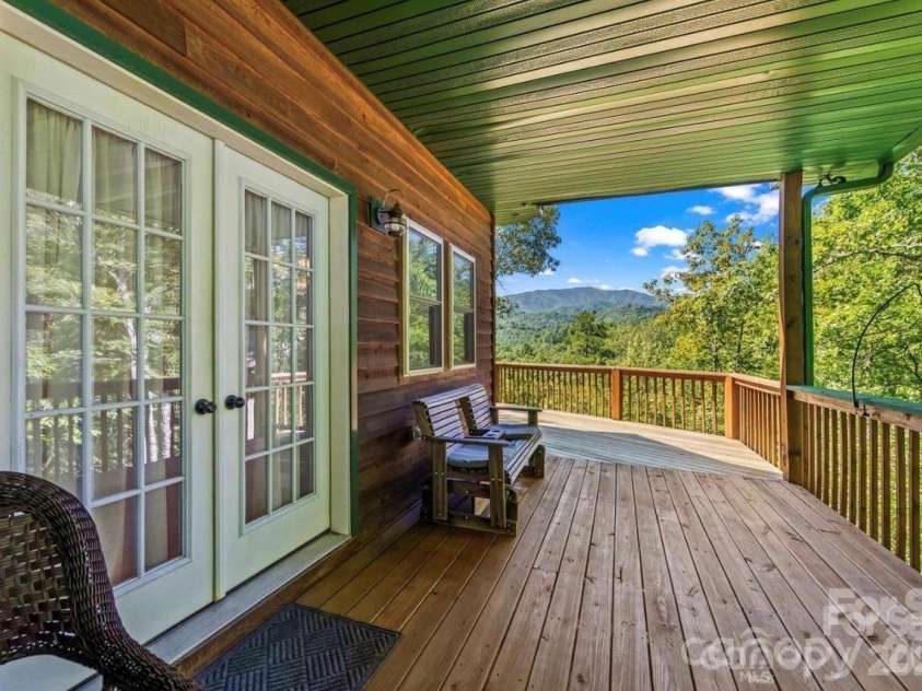 461 Mallard Cove, Almond, NC 28771.  MLS# CAR4377586, YatesRealty ID 23368. 