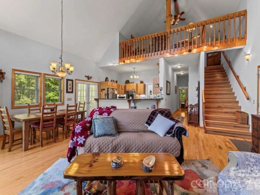 461 Mallard Cove, Almond, NC 28771.  MLS# CAR4377586, YatesRealty ID 23368. 