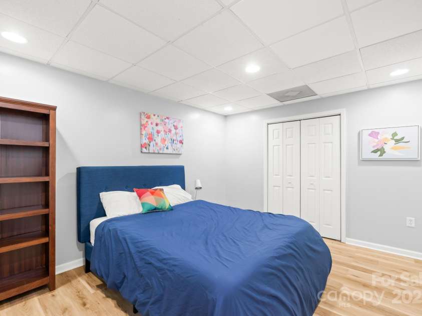 4120 Lake Shore Road, Denver, NC 28037.  MLS# CAR4259557, YatesRealty ID 23369. 