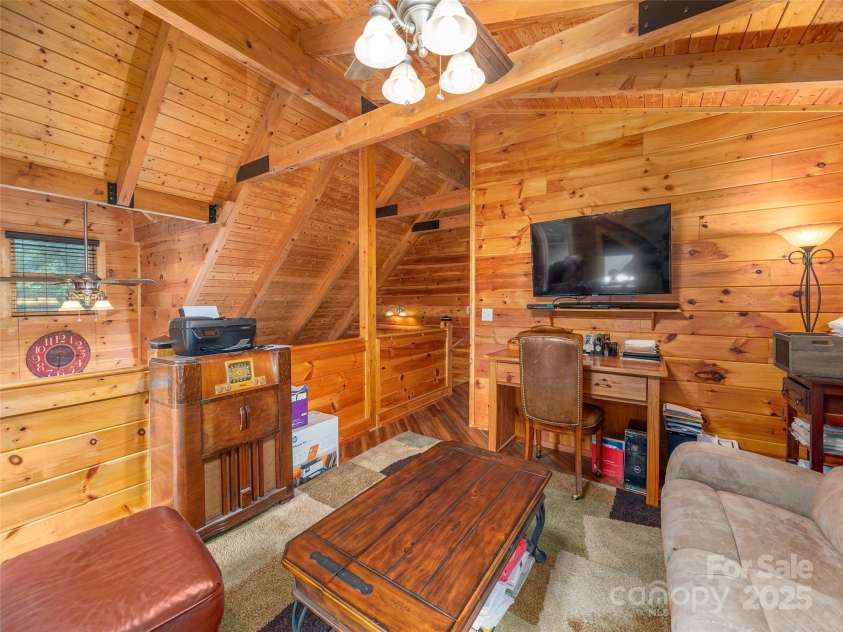 15 Breezy Creek Lane, Maggie Valley, NC 28751.  MLS# CAR4279649, YatesRealty ID 2337. 