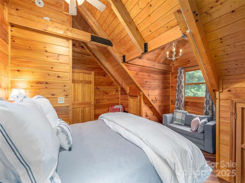 15 Breezy Creek Lane, Maggie Valley, NC 28751.  MLS# CAR4279649, YatesRealty ID 2337. 