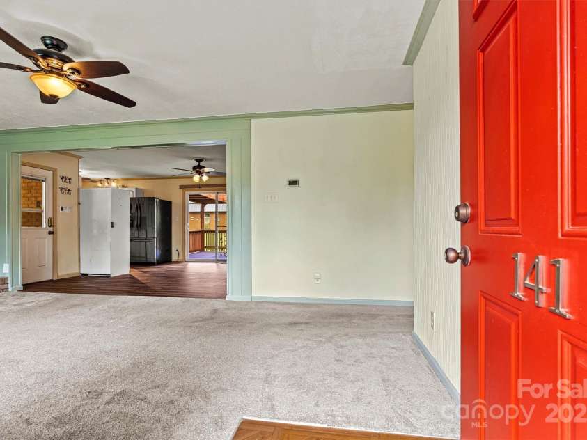 141 Porter Road, Statesville, NC 28625.  MLS# CAR4263892, YatesRealty ID 23373. Living room.