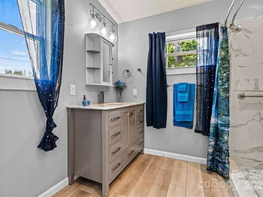 141 Porter Road, Statesville, NC 28625.  MLS# CAR4263892, YatesRealty ID 23373. Updated primary bathroom.