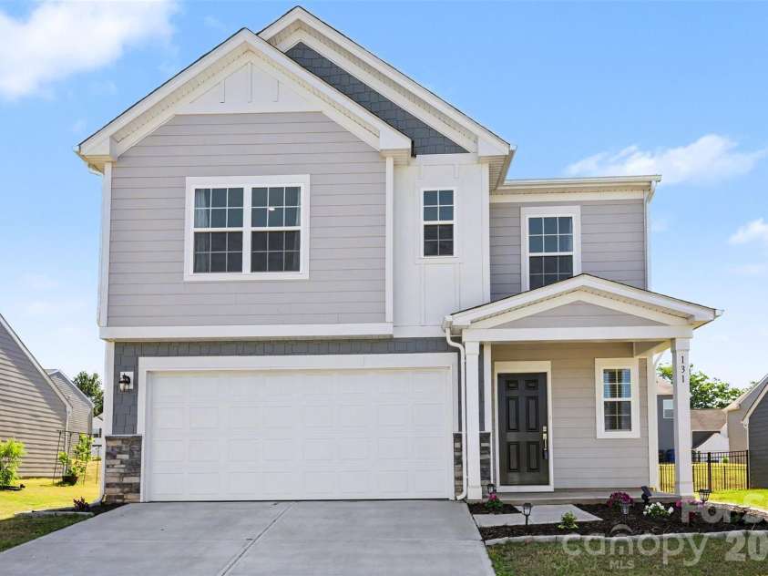 131 Watuga Place, Statesville, NC 28625.  MLS# CAR4382133, YatesRealty ID 23375. 
