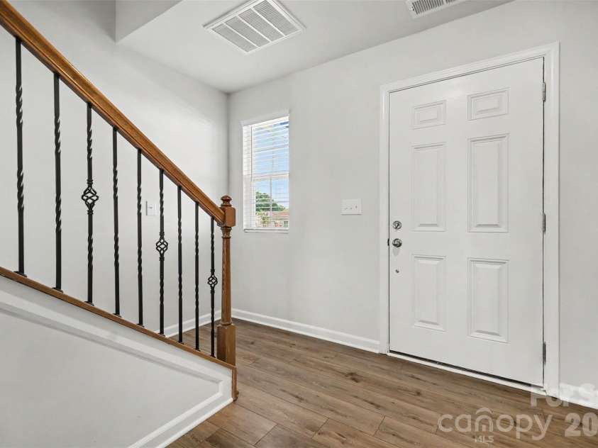 131 Watuga Place, Statesville, NC 28625.  MLS# CAR4382133, YatesRealty ID 23375. 