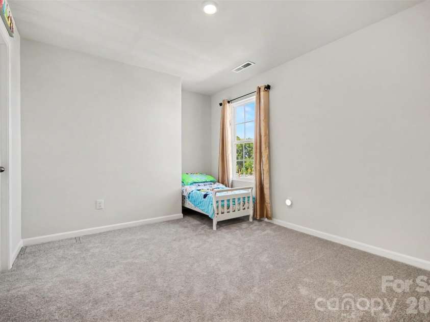131 Watuga Place, Statesville, NC 28625.  MLS# CAR4382133, YatesRealty ID 23375. 