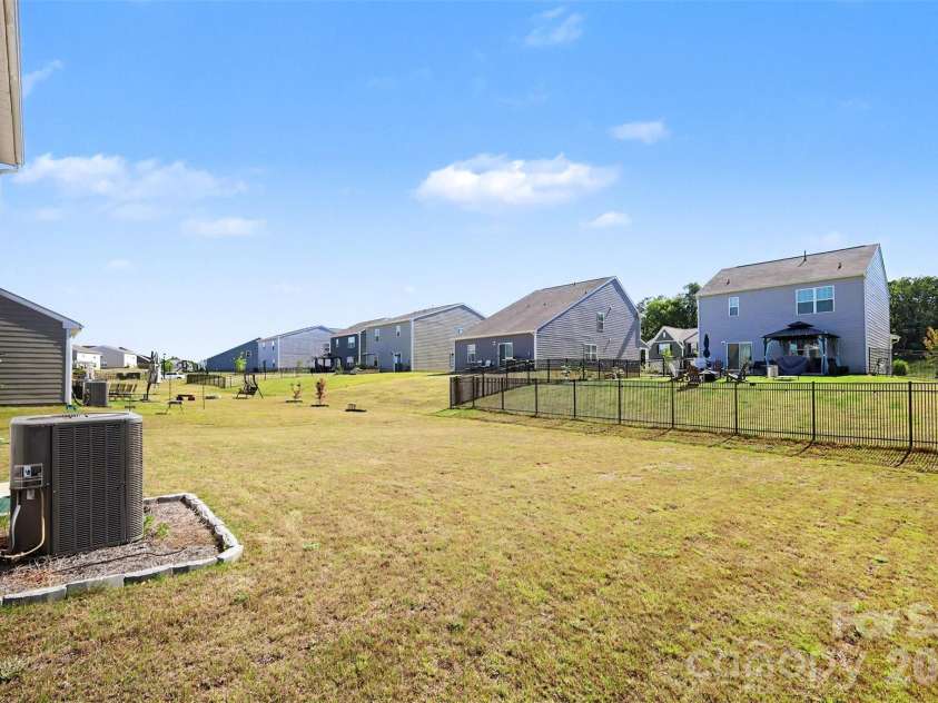 131 Watuga Place, Statesville, NC 28625.  MLS# CAR4382133, YatesRealty ID 23375. 