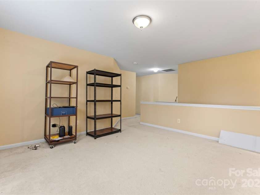 1911 Savannah Hills Drive, Matthews, NC 28105.  MLS# CAR4260112, YatesRealty ID 23377. 