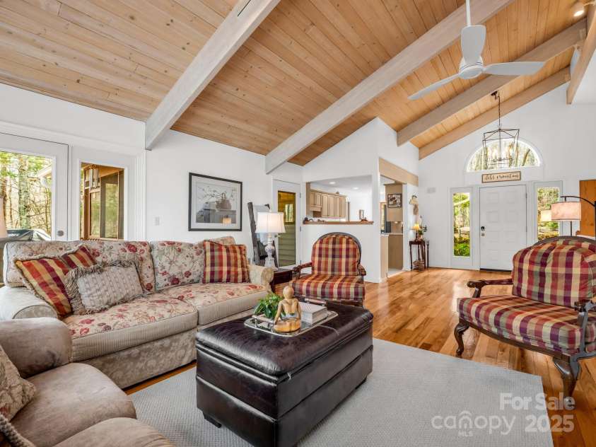 209 Walnut Ridge Road, Brevard, NC 28712.  MLS# CAR4230810, YatesRealty ID 23378. 