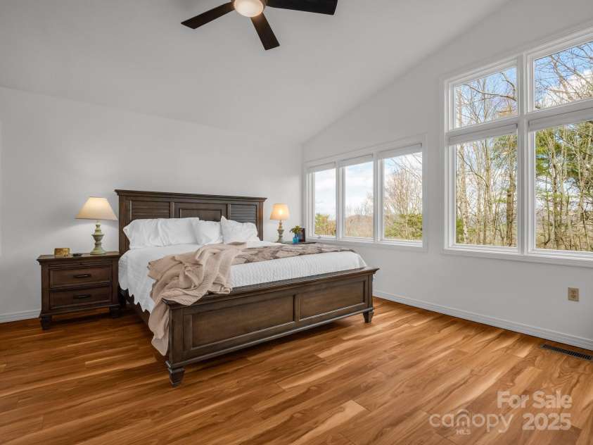 209 Walnut Ridge Road, Brevard, NC 28712.  MLS# CAR4230810, YatesRealty ID 23378. 