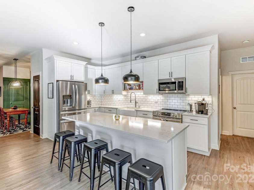 319 San Agustin Drive, Mooresville, NC 28117.  MLS# CAR4263514, YatesRealty ID 23379. Lower Level Full-Kitchen