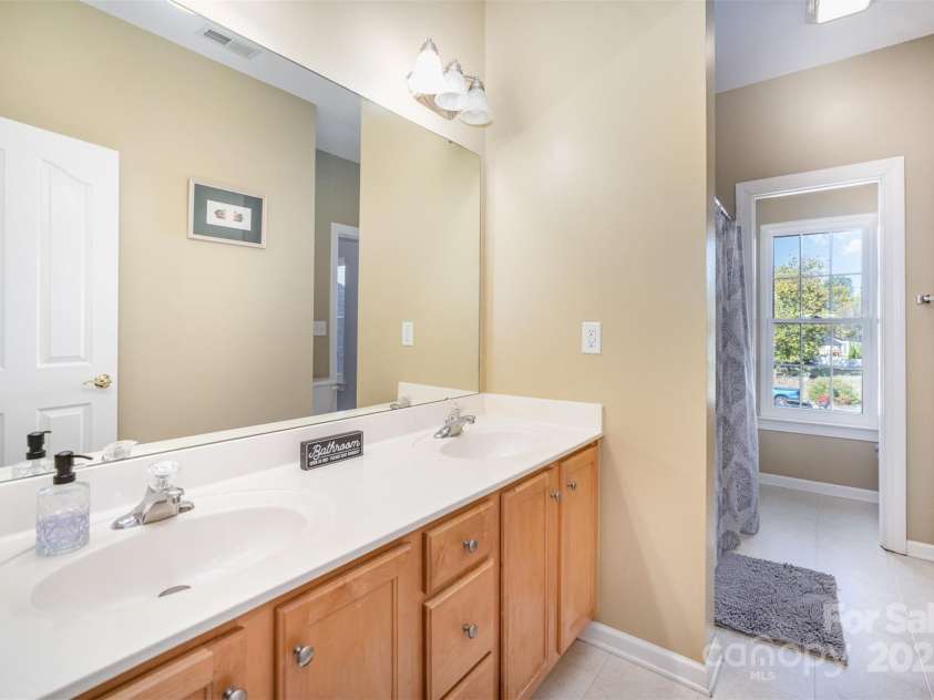 4901 Riverview Drive, Harrisburg, NC 28075.  MLS# CAR4318206, YatesRealty ID 2338. Bathroom - Upper Level