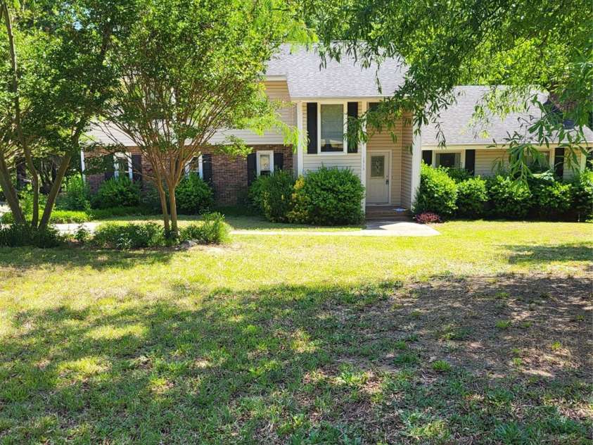 1913 Lake Monroe Drive, Monroe, NC 28112.  MLS# CAR4382343, YatesRealty ID 23380. Front view