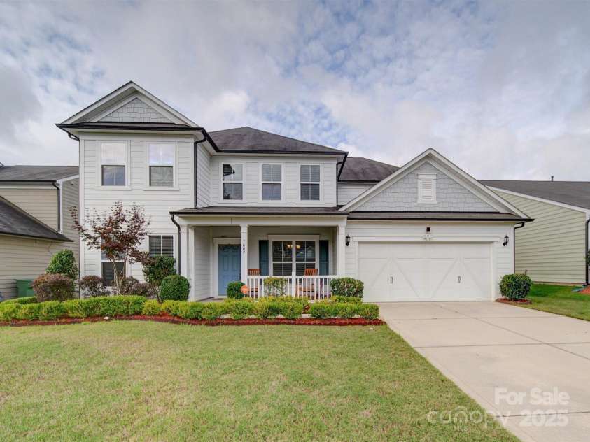 3009 Palm Drive, Fort Mill, SC 29715.  MLS# CAR4269882, YatesRealty ID 23380. 