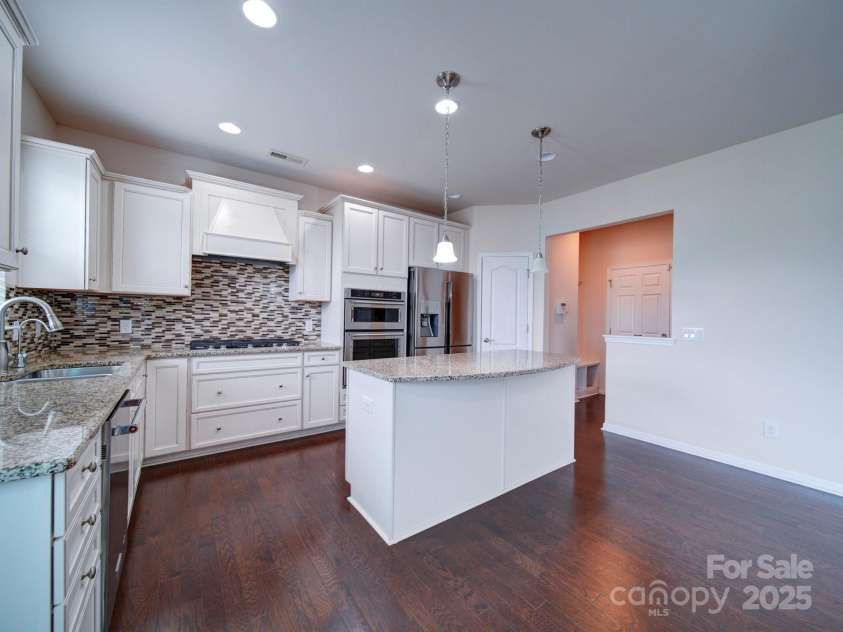 3009 Palm Drive, Fort Mill, SC 29715.  MLS# CAR4269882, YatesRealty ID 23380. 