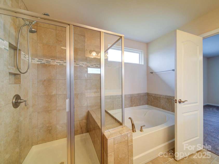 3009 Palm Drive, Fort Mill, SC 29715.  MLS# CAR4269882, YatesRealty ID 23380. 