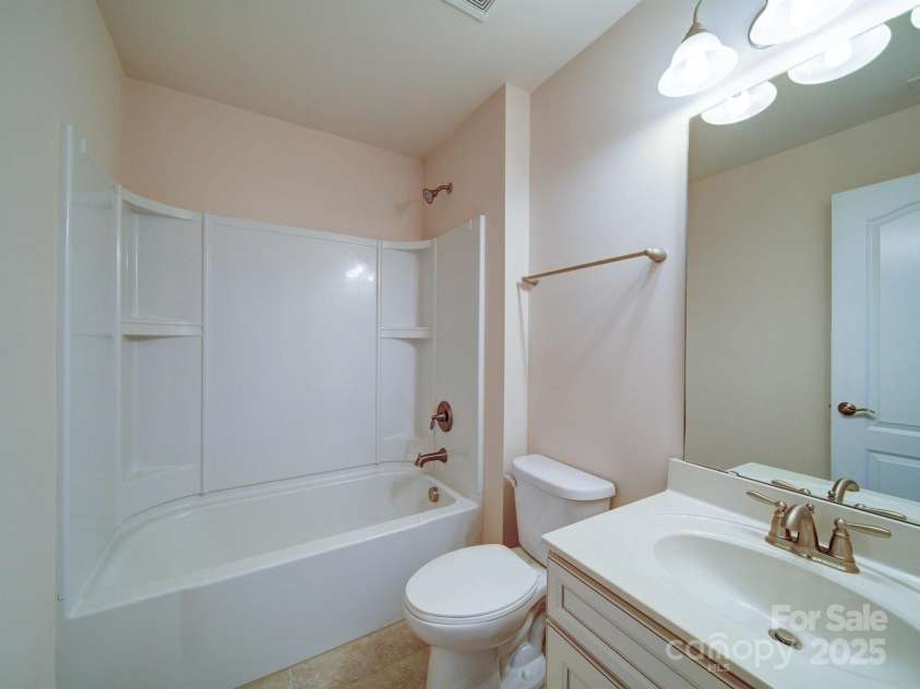 3009 Palm Drive, Fort Mill, SC 29715.  MLS# CAR4269882, YatesRealty ID 23380. 