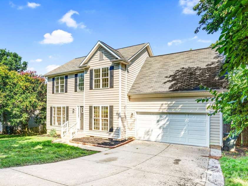 953 Milkwood Lane, Monroe, NC 28110.  MLS# CAR4274402, YatesRealty ID 23381. 