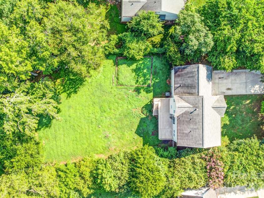 953 Milkwood Lane, Monroe, NC 28110.  MLS# CAR4274402, YatesRealty ID 23381. 