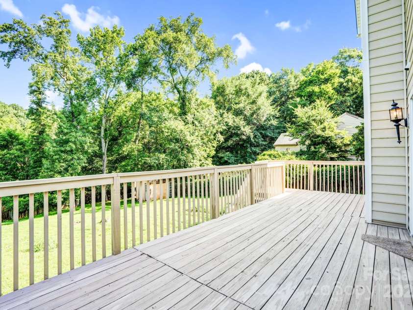 953 Milkwood Lane, Monroe, NC 28110.  MLS# CAR4274402, YatesRealty ID 23381. 