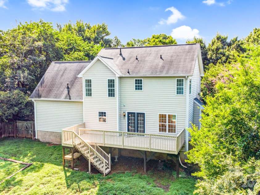 953 Milkwood Lane, Monroe, NC 28110.  MLS# CAR4274402, YatesRealty ID 23381. 