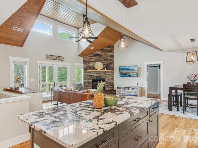 70 Parliament Place, Waynesville, NC 28785.  MLS# CAR4249545, YatesRealty ID 23382. 
