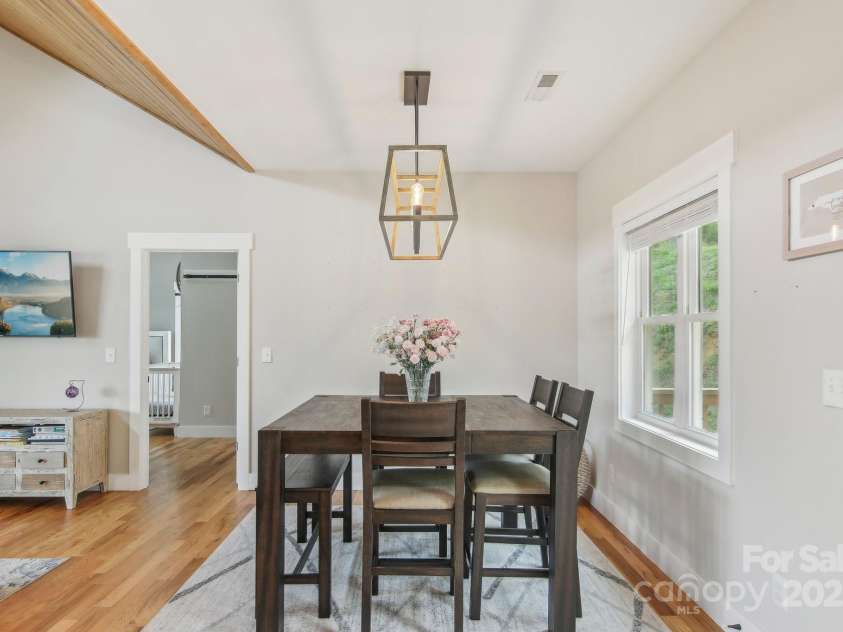 70 Parliament Place, Waynesville, NC 28785.  MLS# CAR4249545, YatesRealty ID 23382. 