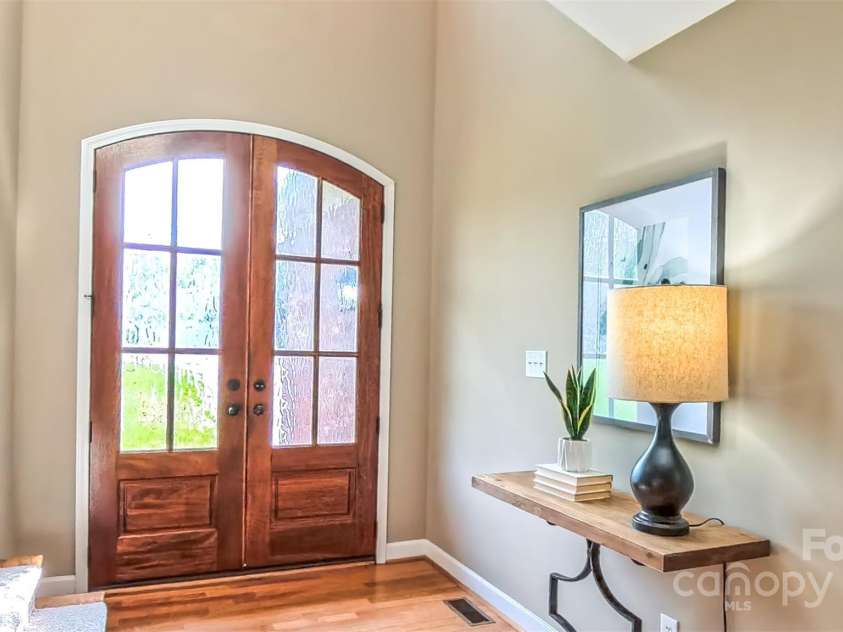 139 Crystal Ridge Drive, Lexington, NC 27295.  MLS# CAR4271418, YatesRealty ID 23383. 