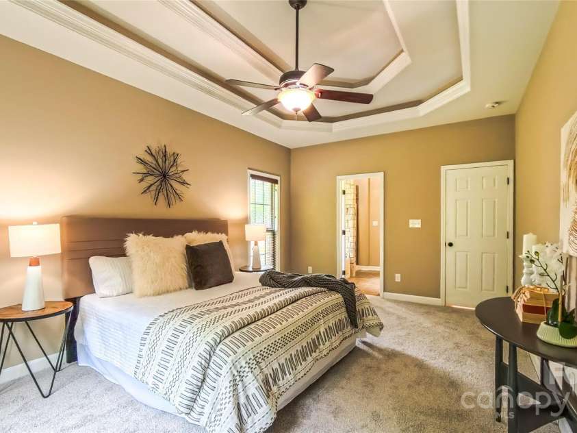 139 Crystal Ridge Drive, Lexington, NC 27295.  MLS# CAR4271418, YatesRealty ID 23383. 