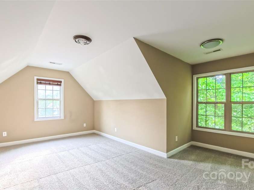 139 Crystal Ridge Drive, Lexington, NC 27295.  MLS# CAR4271418, YatesRealty ID 23383. 