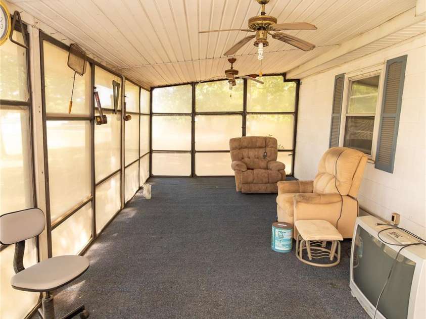 609 Wilcox Avenue, Gaffney, SC 29341.  MLS# CAR4382940, YatesRealty ID 23383. 
