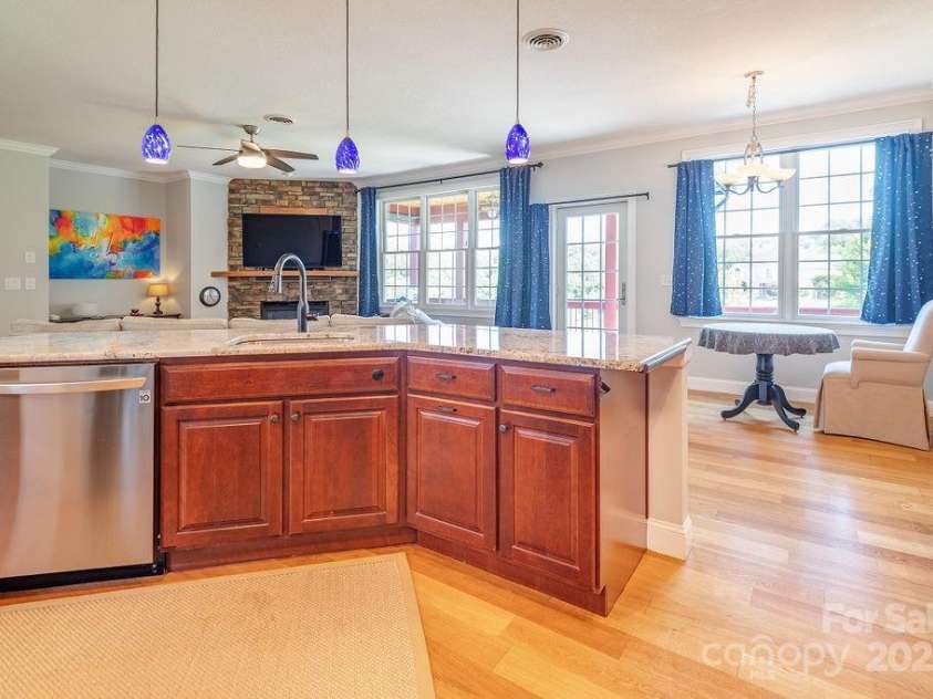 125 Ivy Meadows Drive, Weaverville, NC 28787.  MLS# CAR4247385, YatesRealty ID 23384. 