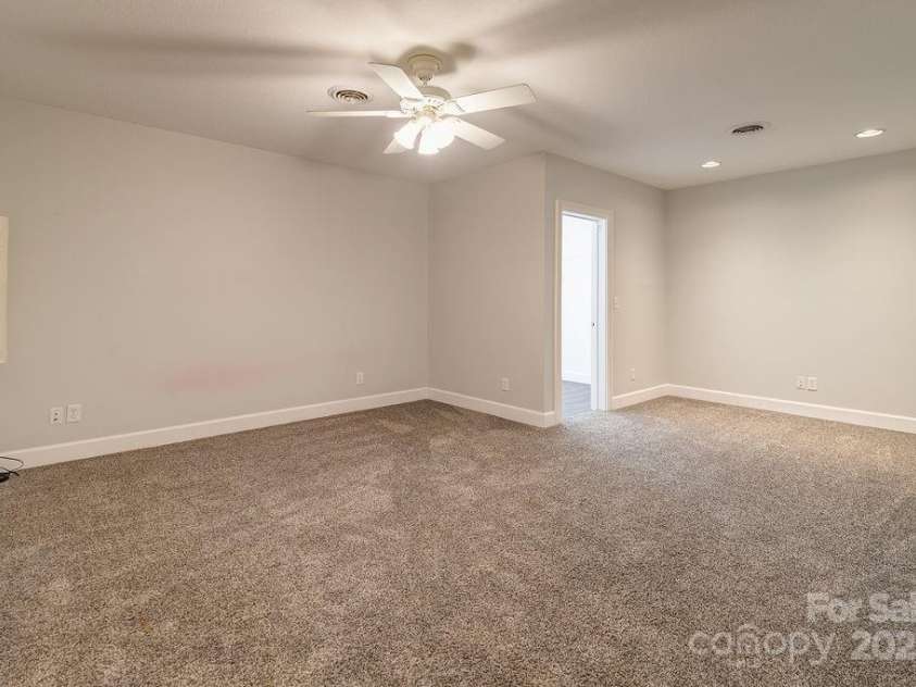 125 Ivy Meadows Drive, Weaverville, NC 28787.  MLS# CAR4247385, YatesRealty ID 23384. 