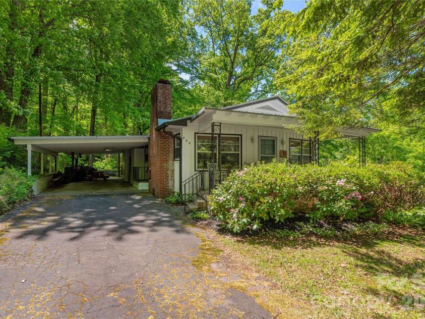 868 Cabin Flats Road, Balsam, NC 28707.  MLS# CAR4383189, YatesRealty ID 23384. 