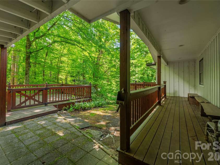 868 Cabin Flats Road, Balsam, NC 28707.  MLS# CAR4383189, YatesRealty ID 23384. 