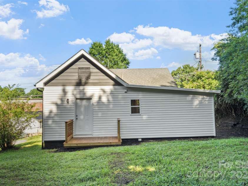 180 Church Street, Marion, NC 28752.  MLS# CAR4272996, YatesRealty ID 23385. 